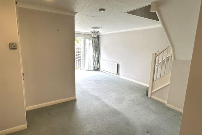 54, Tanners Crescent, Hertford photo 4