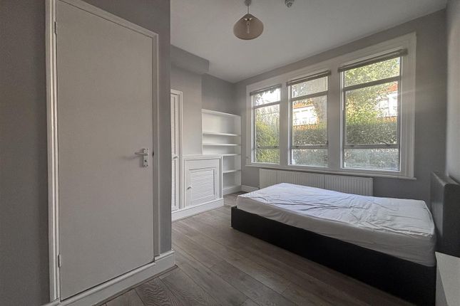 Bedroom.Jpg
