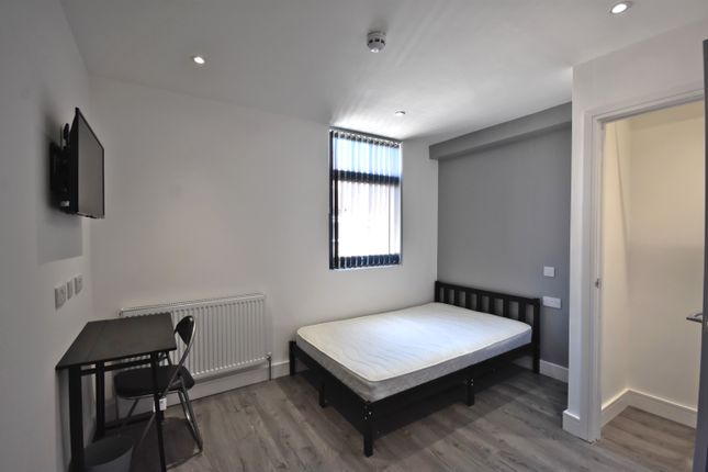 Room to rent in Richmond Street, Coventry