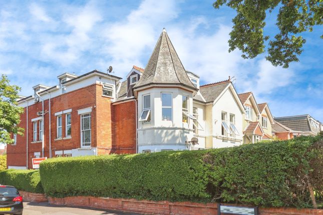 Maisonette for sale in Arnewood Road, Southbourne, Bournemouth