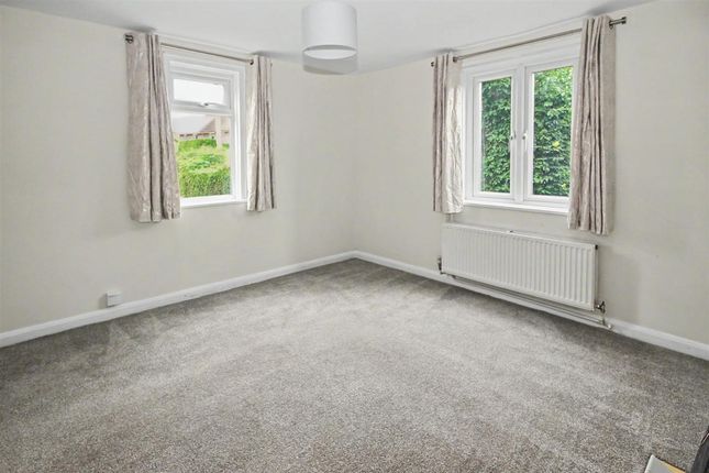 5, Dynes Place, Moggerhanger photo 4
