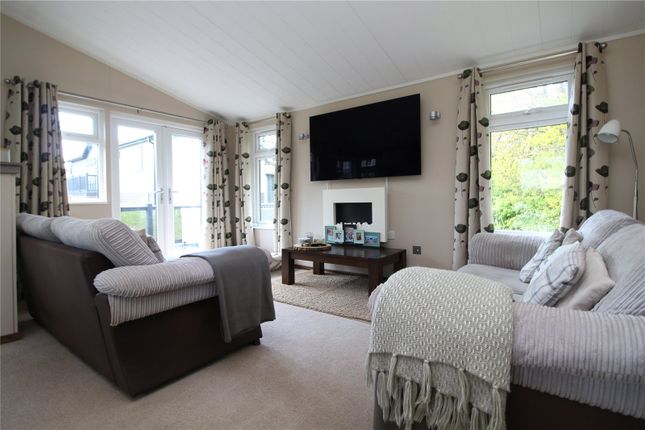 21, Hengistbury Heights, Barton On Sea photo 5