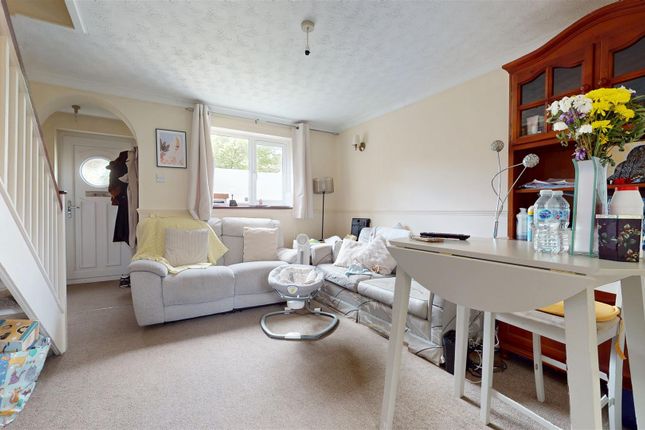 5, Primatt Crescent, Milton Keynes photo 4