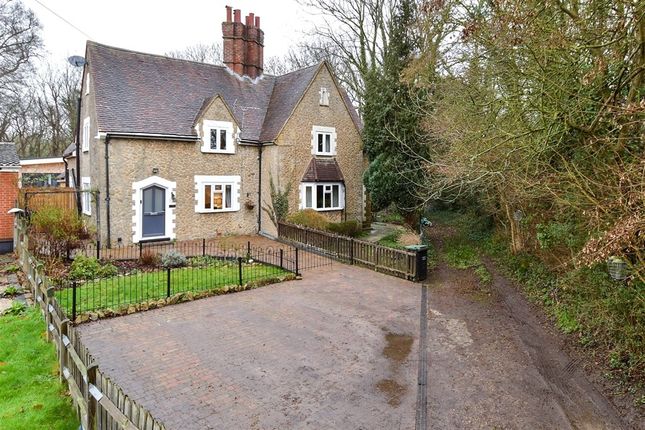 3-bed semi-detached on Birling Road Leybourne, West Malling, £380,000
