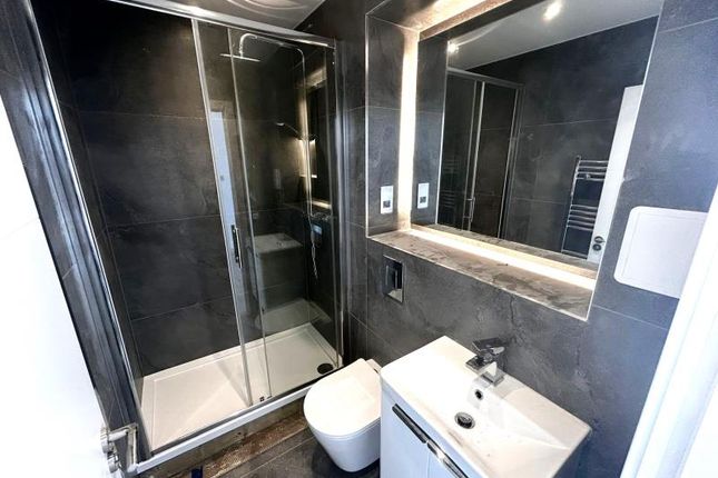 Flat 10, Stamford House, Guildford photo 4