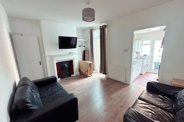 Room 5, 165a, Kingston Road, Oxford photo 3