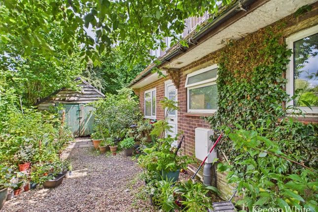 1, Headland Close, Great Missenden photo 3