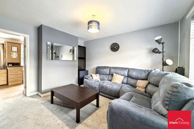 6, Gerrards Close, Irlam, M44 photo 2