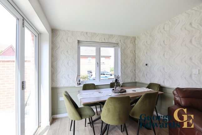28, Stepping Stones Avenue, Leicester photo 4