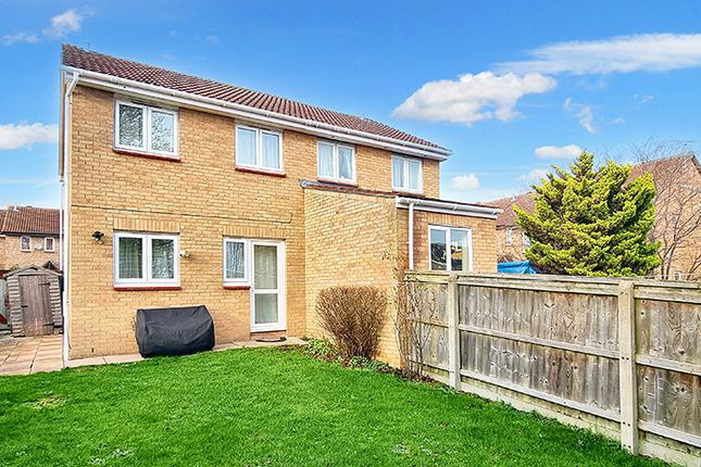 Thumbnail Semi-detached house for sale in 50 Stonefield, Bar Hill, Cambridge