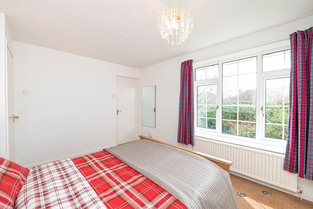 22Harveyavenue_046.Jpg