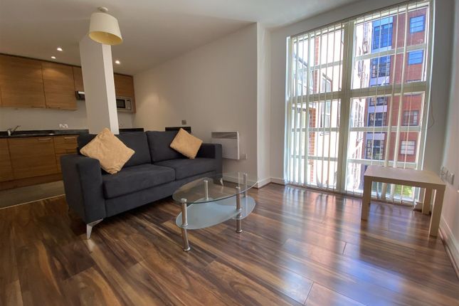 Apartment 94, The Quadrangle, Manchester photo 2