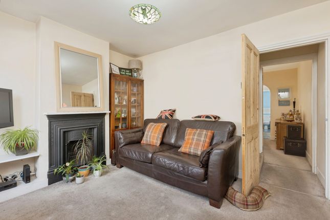 32, Alexandra Road, Kent photo 2