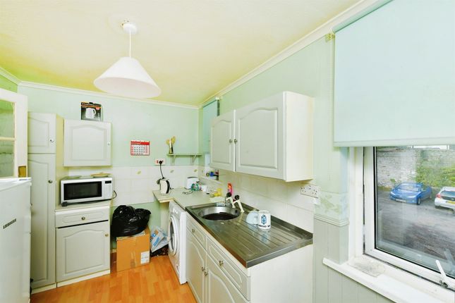 Flat for sale in Stillman Court, Plymouth