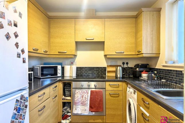 10, Dunstone Heights, Sheffield photo 3