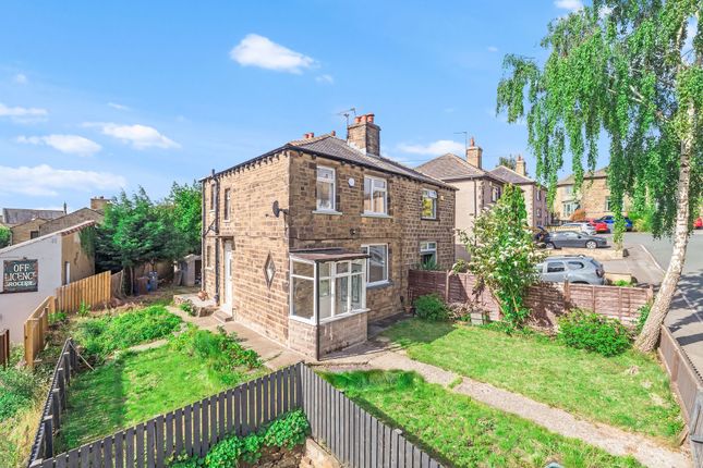 3-bed house on 1 Royd Avenue, Bingley, £200,000