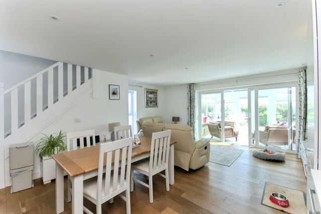 46, Cornflower Crescent, East Sussex photo 2
