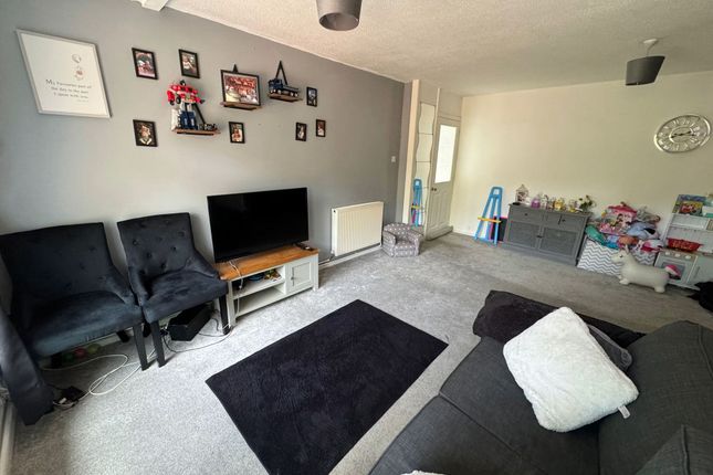 41 Majestic Way, Telford photo 2
