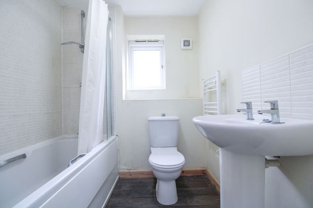 82, Cromwell Ford Way, Blaydon photo 4