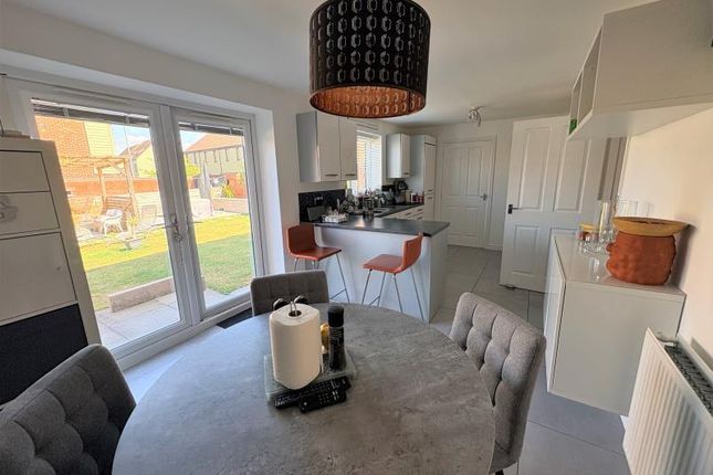 10, Churm Lane, Telford photo 4