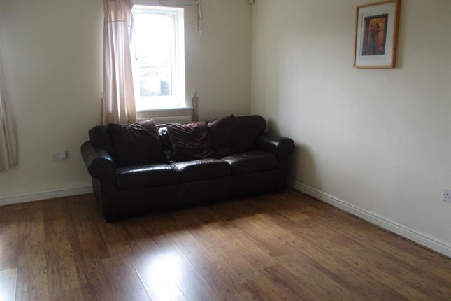 13, South Mews, Derbyshire photo 4