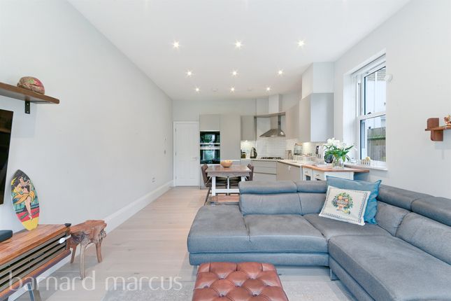 Flat 3, Hadleigh House, 51-53, The Avenue, Surbiton photo 4
