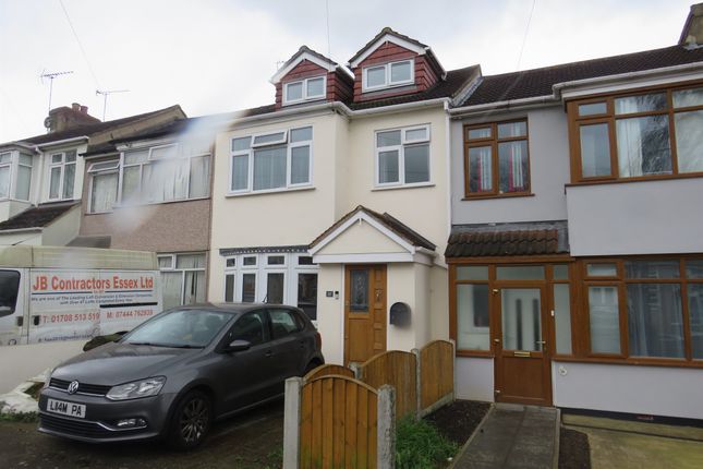 Thumbnail Terraced house for sale in Primrose Glen, Hornchurch