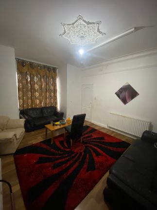 Terraced house for sale in Elford Grove, Leeds