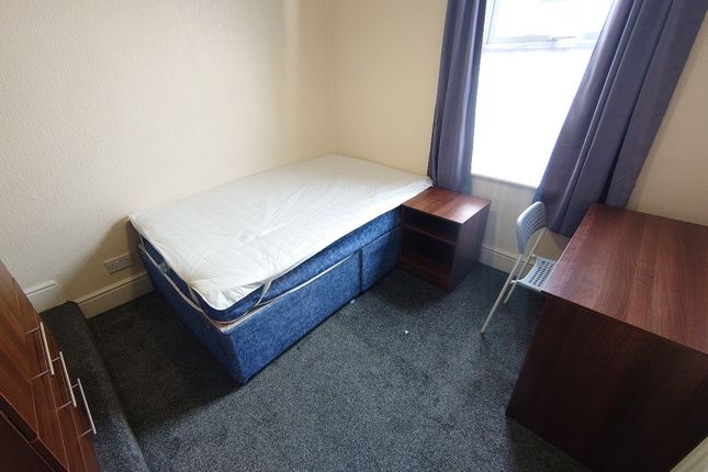151 Adelaide Road, Liverpool photo 3
