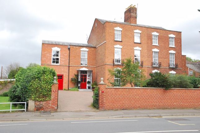 Semi-detached house for sale in Kingsholm Road, Kingsholm, Gloucester