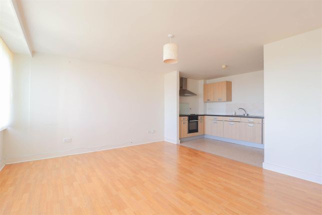 Thumbnail Flat to rent in The Apex, Oundle Road, Woodston, Peterborough