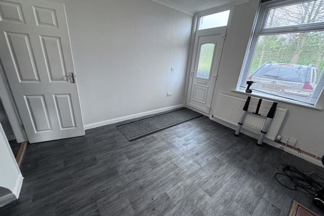11 Carter Lane East, Alfreton photo 5