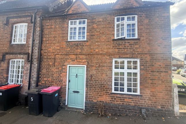 2-bed terraced on Watling Street, Atherstone, £157,000