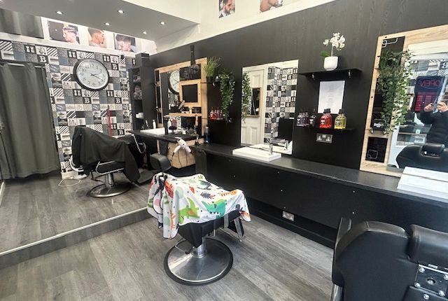 Thumbnail Retail premises for sale in Causewayside, Edinburgh