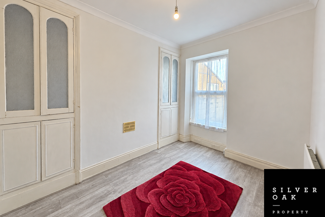 13 Copperworks Road, Llanelli photo 3