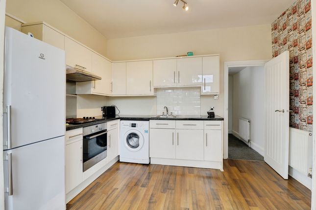 17a, Lancaster Gardens, Southend-on-sea photo 3