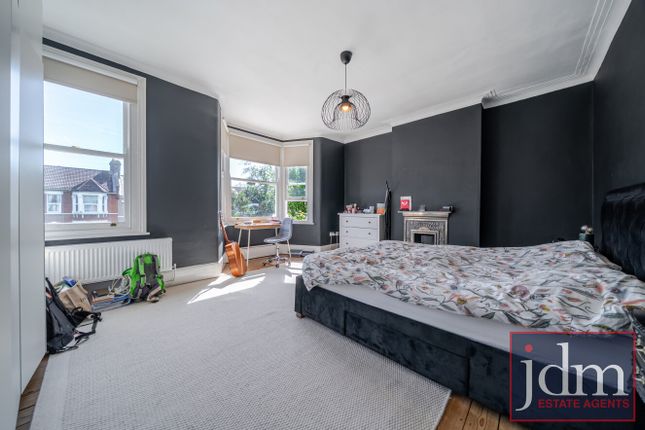 33, Greenholm Road, London photo 4
