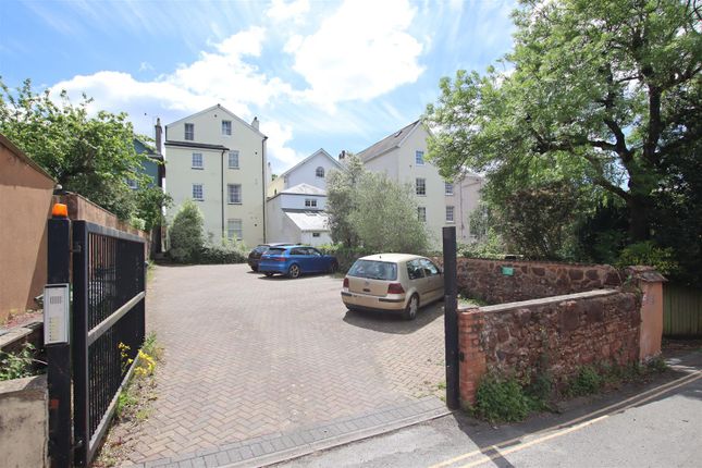 Flat 6, 9, Clifton Hill, Exeter photo 4