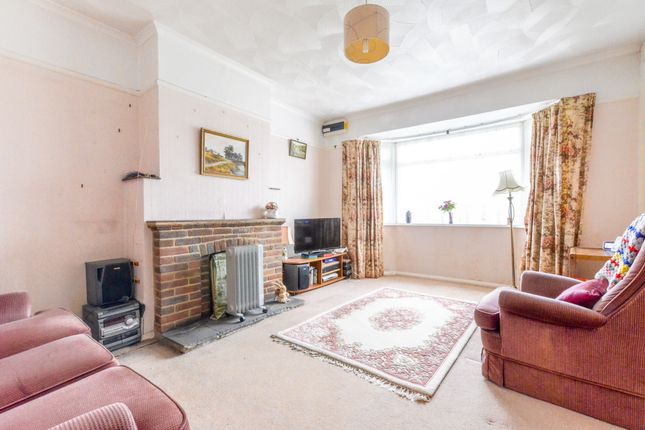 49, Gorringe Valley Road, Eastbourne photo 5