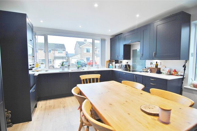 25, Bathleaze, Stonehouse photo 3