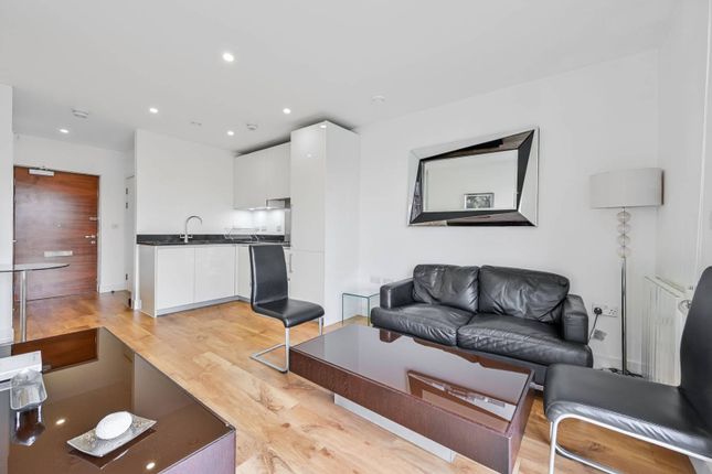 Thumbnail Flat to rent in Dowding Drive, Kidbrooke, London