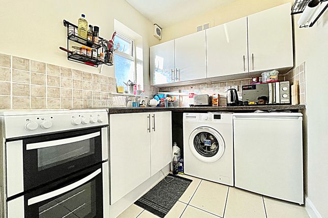 91b Brackley Road, Brackley Road, Bedford photo 2