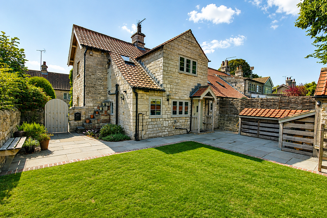 15, New Road, Worksop photo 2