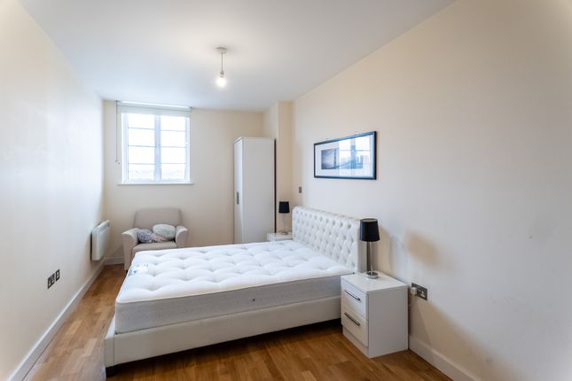 Flat for sale in The Drapery, Axminster Road, Holloway