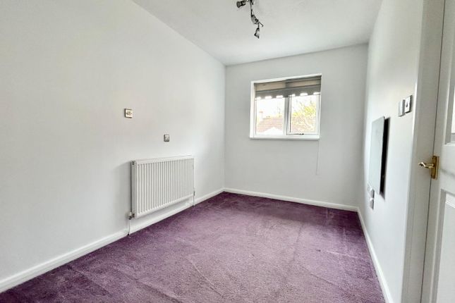 Property for sale in Lower Mill Close, Goldthorpe, Rotherham