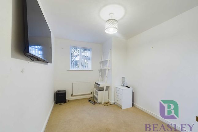 Flat for sale in Club Lane, Woburn Sands
