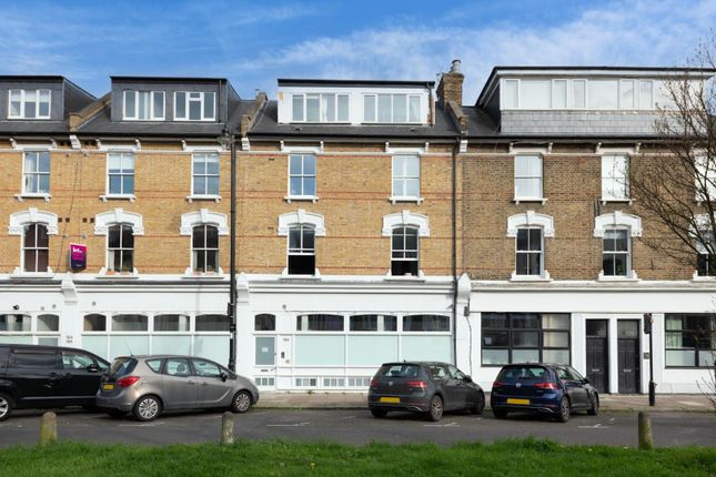 Flat for sale in Petherton Road, Newington Green