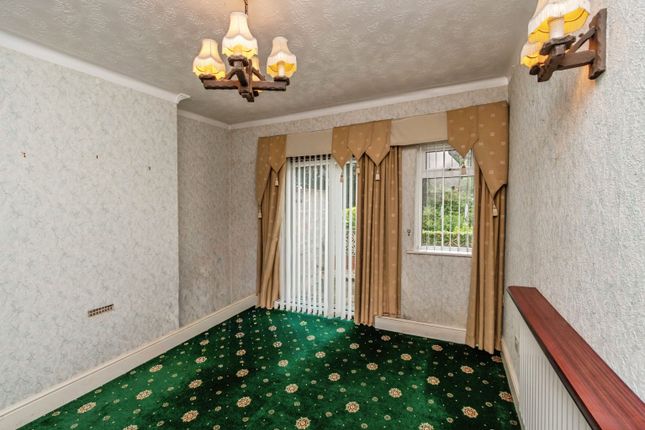 Woodside, Angela Place, Bilston photo 4