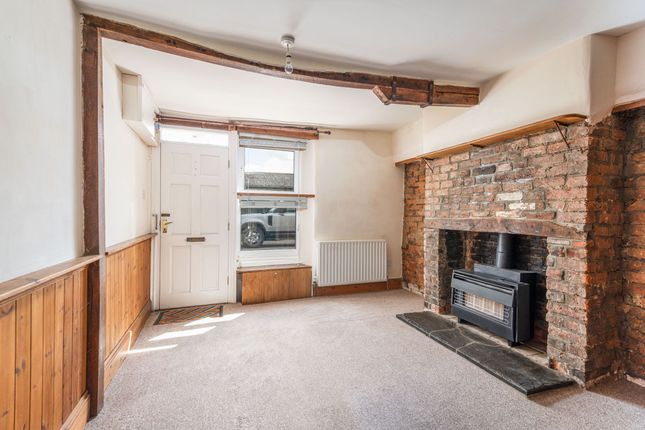 48, South Street, South Molton photo 3