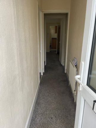 5 , Salisbury Road, Chatham photo 3